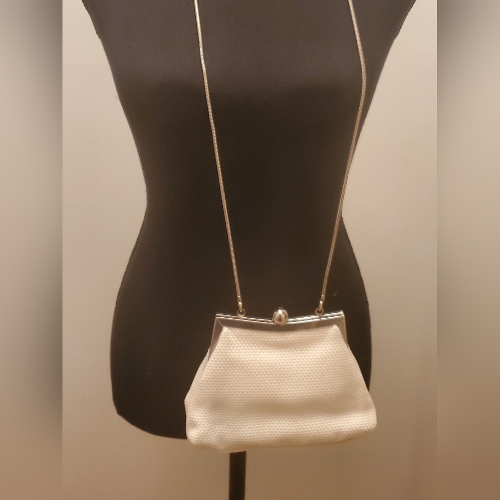 Liz Claiborne Kiss Lock Crossbody~Cream  Cotton